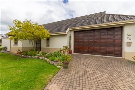 False - House For Sale in Blue Mountain Village, George, Western Cape - M126389
