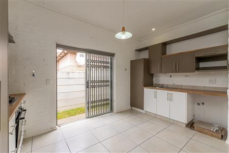 False - Townhouse For Sale in Mooikloof Country Estate, George, Western Cape - M126381