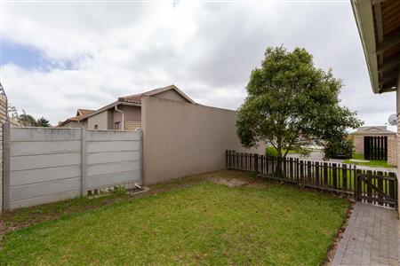 False - Townhouse For Sale in Mooikloof Country Estate, George, Western Cape - M126381