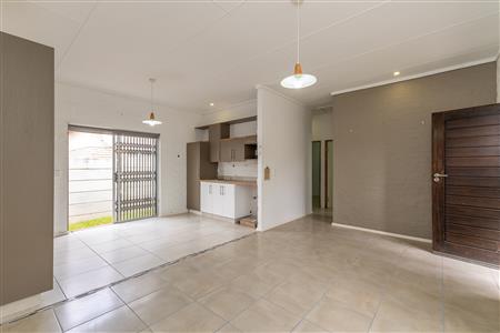 False - Townhouse For Sale in Mooikloof Country Estate, George, Western Cape - M126381