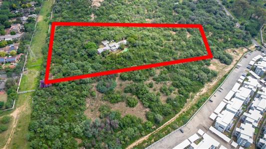 False - Vacant Land For Sale in Paulshof, Sandton, Gauteng - M126396