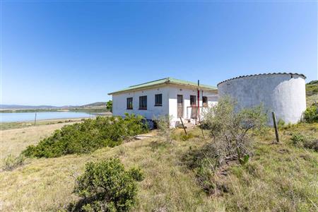 False - Farm For Sale in Mossel Bay Rural, Mossel Bay, Western Cape - M126402