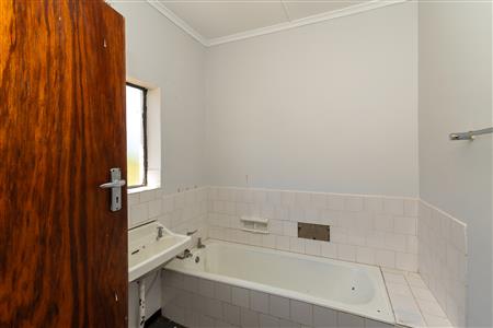 False - Farm For Sale in Mossel Bay Rural, Mossel Bay, Western Cape - M126402