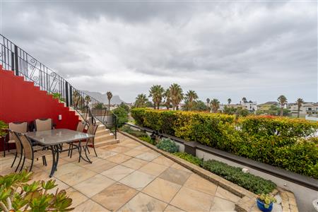 False - House For Sale in Greenways Golf Estate, Strand, Western Cape - M126398