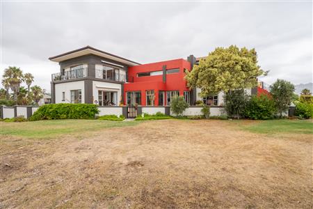 False - House For Sale in Greenways Golf Estate, Strand, Western Cape - M126398
