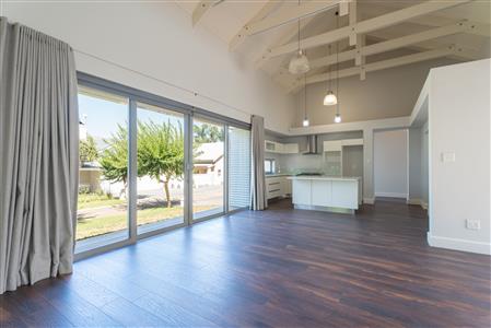 False - House For Sale in Vrykyk, Paarl, Western Cape - M126412