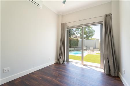 False - House For Sale in Vrykyk, Paarl, Western Cape - M126412