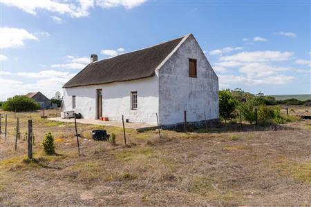 False - Farm Sold in Riversdale Rural, Riversdale, Western Cape - M126405
