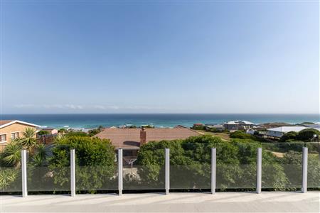 False - House For Sale in Dwarswegstrand, Groot Brakrivier, Western Cape - M126424