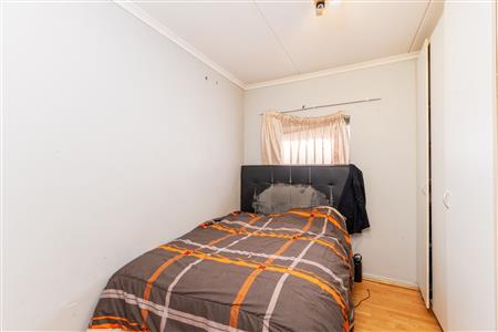 False - Apartment For Sale in Maitland, Cape Town, Western Cape - M126438