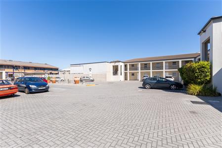 False - Apartment For Sale in Maitland, Cape Town, Western Cape - M126438