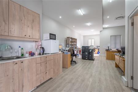 False - Office For Sale in Paardevlei, Somerset West, Western Cape - M126434