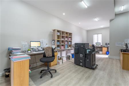 False - Office For Sale in Paardevlei, Somerset West, Western Cape - M126434