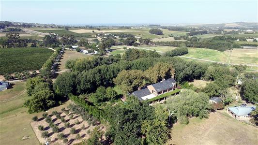 False - Farm For Sale in Raithby, Stellenbosch, Western Cape - M123094