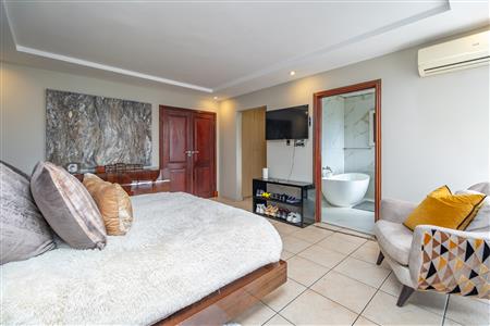 False - House For Sale in Olivedale, Randburg, Gauteng - M126432