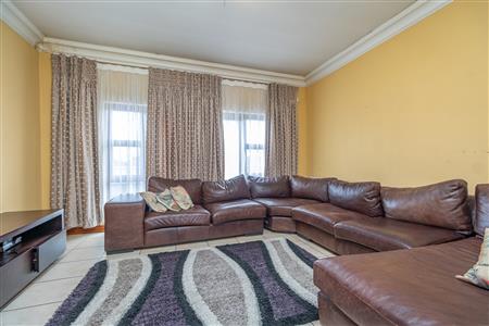 False - House For Sale in Olivedale, Randburg, Gauteng - M126432