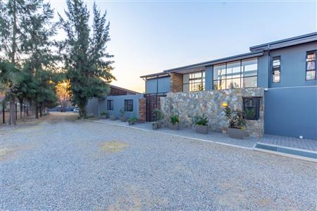 False - Farm For Sale in Chartwell, Randburg, Gauteng - M126439