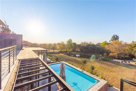 False - Farm For Sale in Chartwell, Randburg, Gauteng - M126439