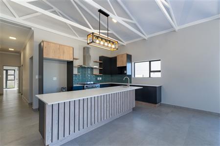 False - House For Sale in Island View, Mossel Bay, Western Cape - M126465