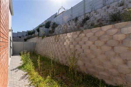 False - House For Sale in Island View, Mossel Bay, Western Cape - M126465