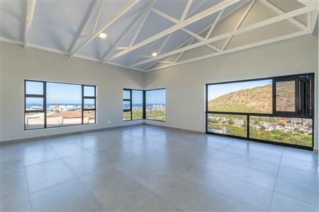 False - House For Sale in Island View, Mossel Bay, Western Cape - M126465