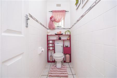 False - House For Sale in Heidelberg Central, Heidelberg, Gauteng - M126454