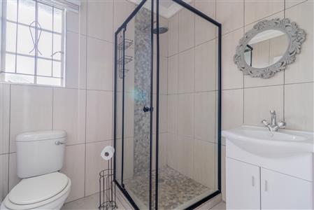False - Townhouse For Sale in Roodepoort West, Roodepoort, Gauteng - M126468