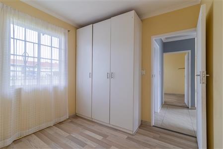 False - Townhouse For Sale in Roodepoort West, Roodepoort, Gauteng - M126468