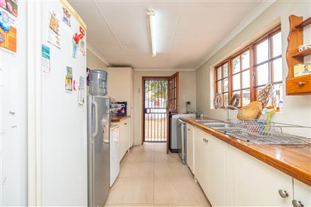 False - House For Sale in Heidelberg Central, Heidelberg, Gauteng - M126469
