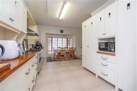 False - House For Sale in Heidelberg Central, Heidelberg, Gauteng - M126469