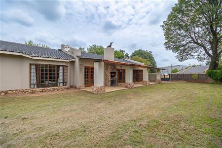 False - House For Sale in Heidelberg Central, Heidelberg, Gauteng - M126469