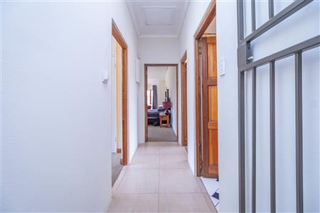 False - House For Sale in Heidelberg Central, Heidelberg, Gauteng - M126469