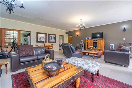 False - House For Sale in Heidelberg Central, Heidelberg, Gauteng - M126469