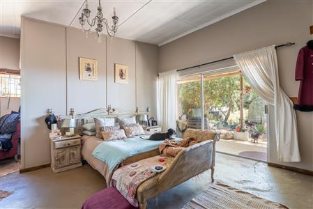 False - House For Sale in Napier, Western Cape - M126480