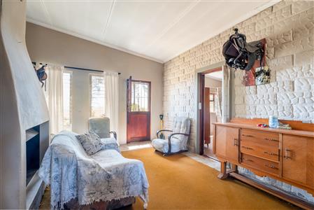 False - House For Sale in Napier, Western Cape - M126480