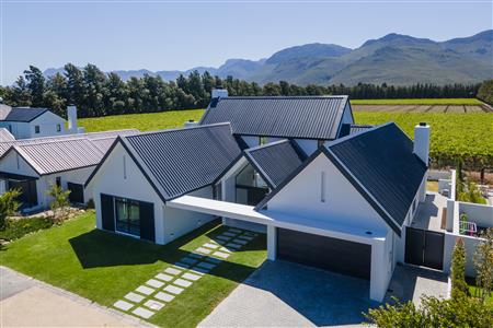 False - House For Sale in Val de Vie Estate, Paarl, Western Cape - M125733
