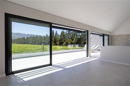 False - House For Sale in Val de Vie Estate, Paarl, Western Cape - M125733