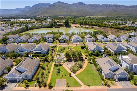 House Sold in Val de Vie Estate, Paarl, Western Cape - M126487