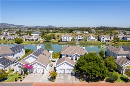 House Sold in Val de Vie Estate, Paarl, Western Cape - M126487