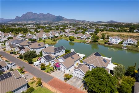 House Sold in Val de Vie Estate, Paarl, Western Cape - M126487