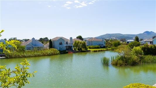 House Sold in Val de Vie Estate, Paarl, Western Cape - M126487
