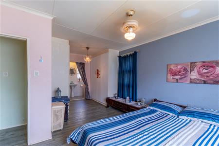 False - House For Sale in Bettys Bay, Western Cape - M126494