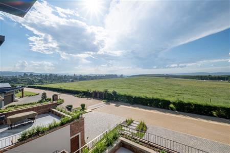 False - Townhouse For Sale in Leonard, Hilton, KwaZulu Natal - M122803