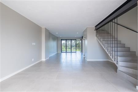 False - Townhouse For Sale in Leonard, Hilton, KwaZulu Natal - M122803