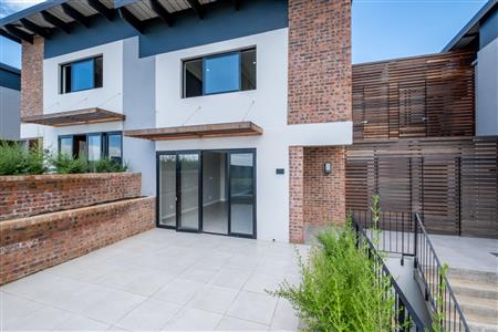False - Townhouse For Sale in Leonard, Hilton, KwaZulu Natal - M122803