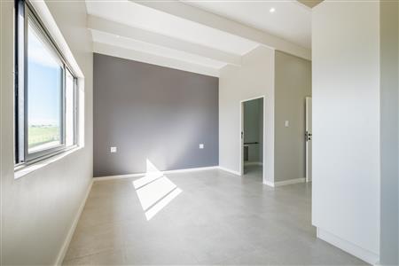 False - Townhouse For Sale in Leonard, Hilton, KwaZulu Natal - M122803