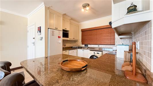 False - Apartment For Sale in Shakas Rock, Ballito, KwaZulu Natal - M126498