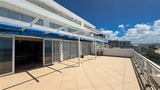 False - Apartment For Sale in Shakas Rock, Ballito, KwaZulu Natal - M126498