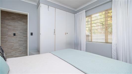 False - House Sold in Fourways, Sandton, Gauteng - M126517