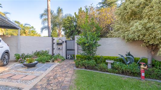 False - House Sold in Fourways, Sandton, Gauteng - M126517